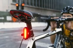 Kryptonite Light Éclairage Arrière R50 Cob 5 Kryptonite Light Éclairage Arrière R50 Cob -Casques vélo Soldes Magasin avenue r 50 web