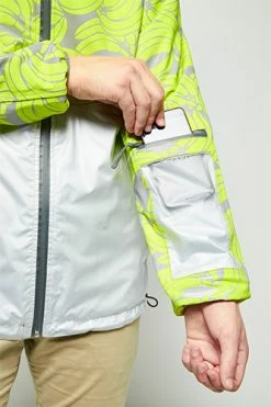 Veste Coupe-vent Urban Circus BANANA -Casques vélo Soldes Magasin banana lifestyle10