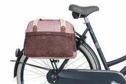 Sacoche Arrière Basil Boheme Rouge 18l -Casques vélo Soldes Magasin basil boheme carry all single bike bag 18l red 5