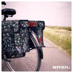 BASIL Sacoches Wanderlust Noir/Fleurs 35 L -Casques vélo Soldes Magasin basil wanderlust double bicycle bag 35 liter black 2