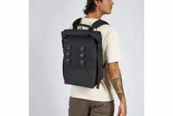 Sac à Dos Vélo Chrome Urban Ex Rolltop 20L -Casques vélo Soldes Magasin chrome industries urban ex rolltop 20 noir rolltop porte