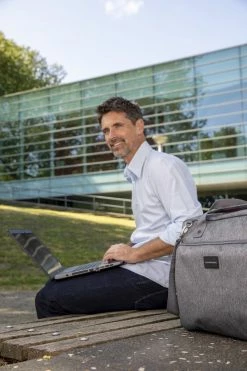 Sac à Bandoulière Vélo New Looxs Postino - 18 Litres -Casques vélo Soldes Magasin postino 1