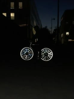 Rainette Réflecteurs Pour Rayons De Vélo Fluo -Casques vélo Soldes Magasin ref velo visibilite reflecteurs visible roue securite durable 900x