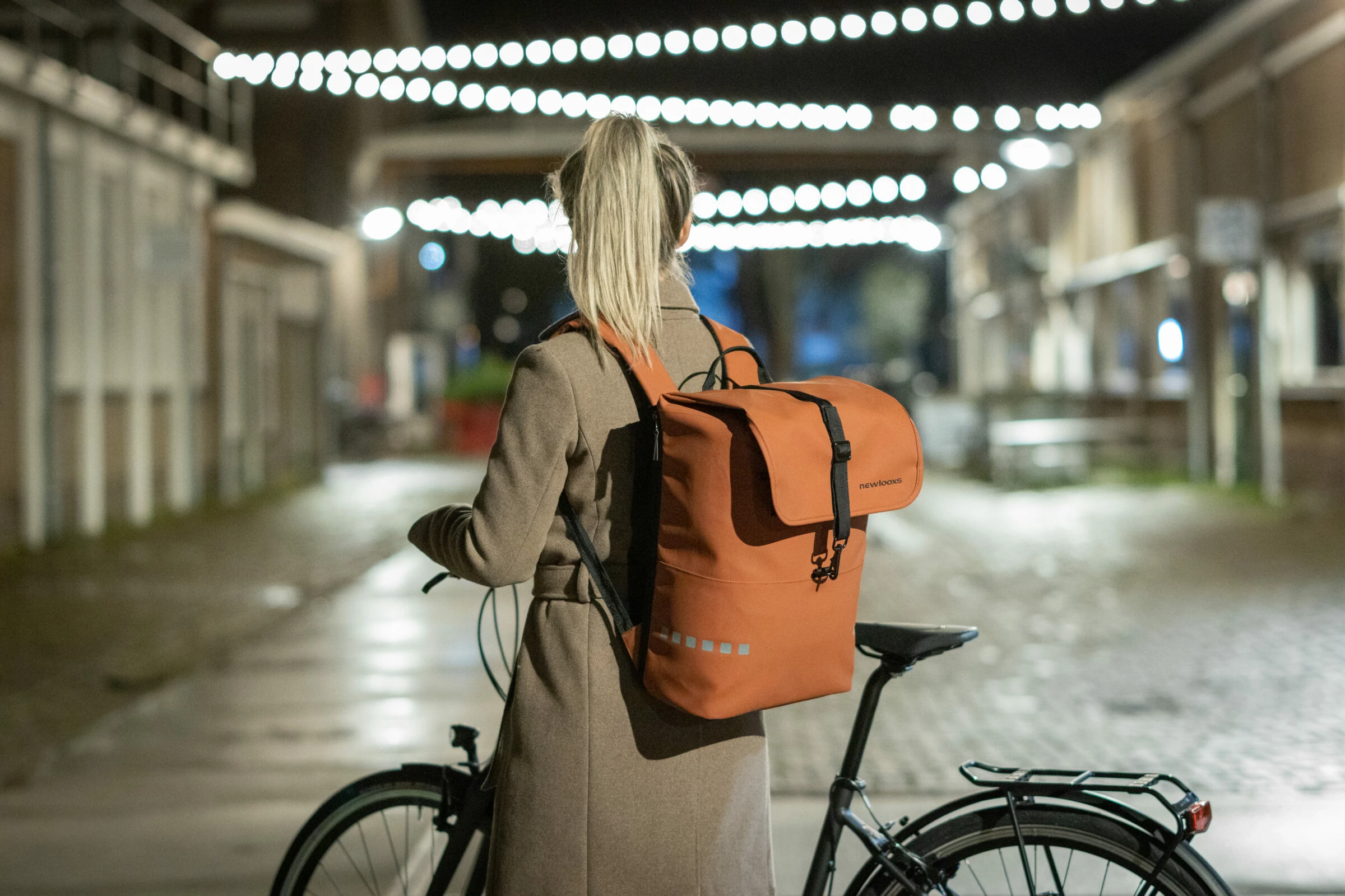 New Looxs Sacoche Vélo Transformable Sac à Dos Rouille 4 New Looxs Sacoche Vélo Transformable Sac à Dos Rouille – Image 2