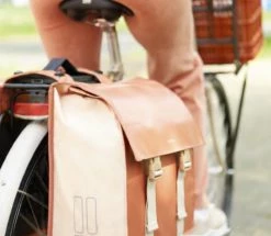 Sacoche Vélo Femme Basil Urban Load 53L 9 Sacoche Vélo Femme Basil Urban Load 53L -Casques vélo Soldes Magasin sacoche velo femme basil urban load orange terra cota rose vieilli