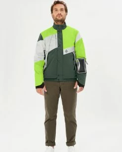 Blouson Design Réfléchissant Urban Circus Clasica 19 Blouson Design Réfléchissant Urban Circus Clasica -Casques vélo Soldes Magasin urban circus clasica vert fluo kaki blouson impermeable boutons pression